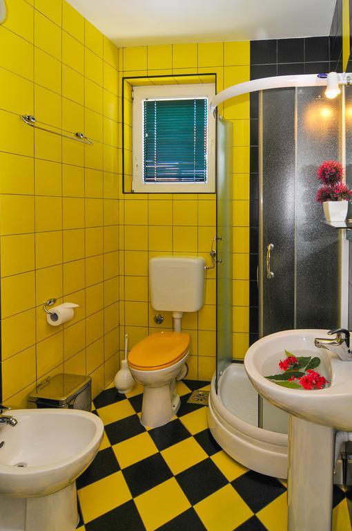 Apartments Scepanovic Tivat Habitación foto